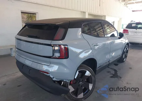 2025 Volvo Ex30 Plus Twin Motor Performance, Fully Electric z USA, uszkodzony, nr VIN YV4EK3ZK8SS156703